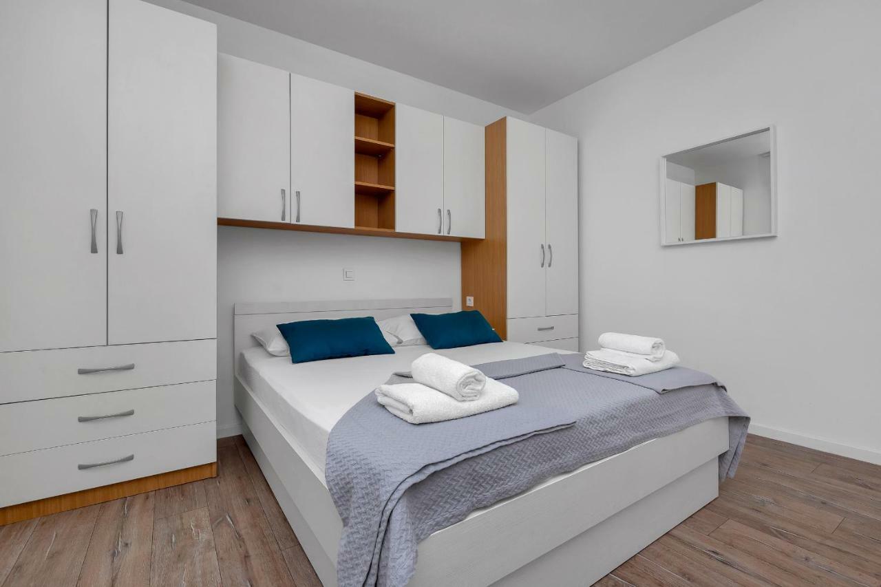 Blue Dream Apartment Makarska Exterior foto